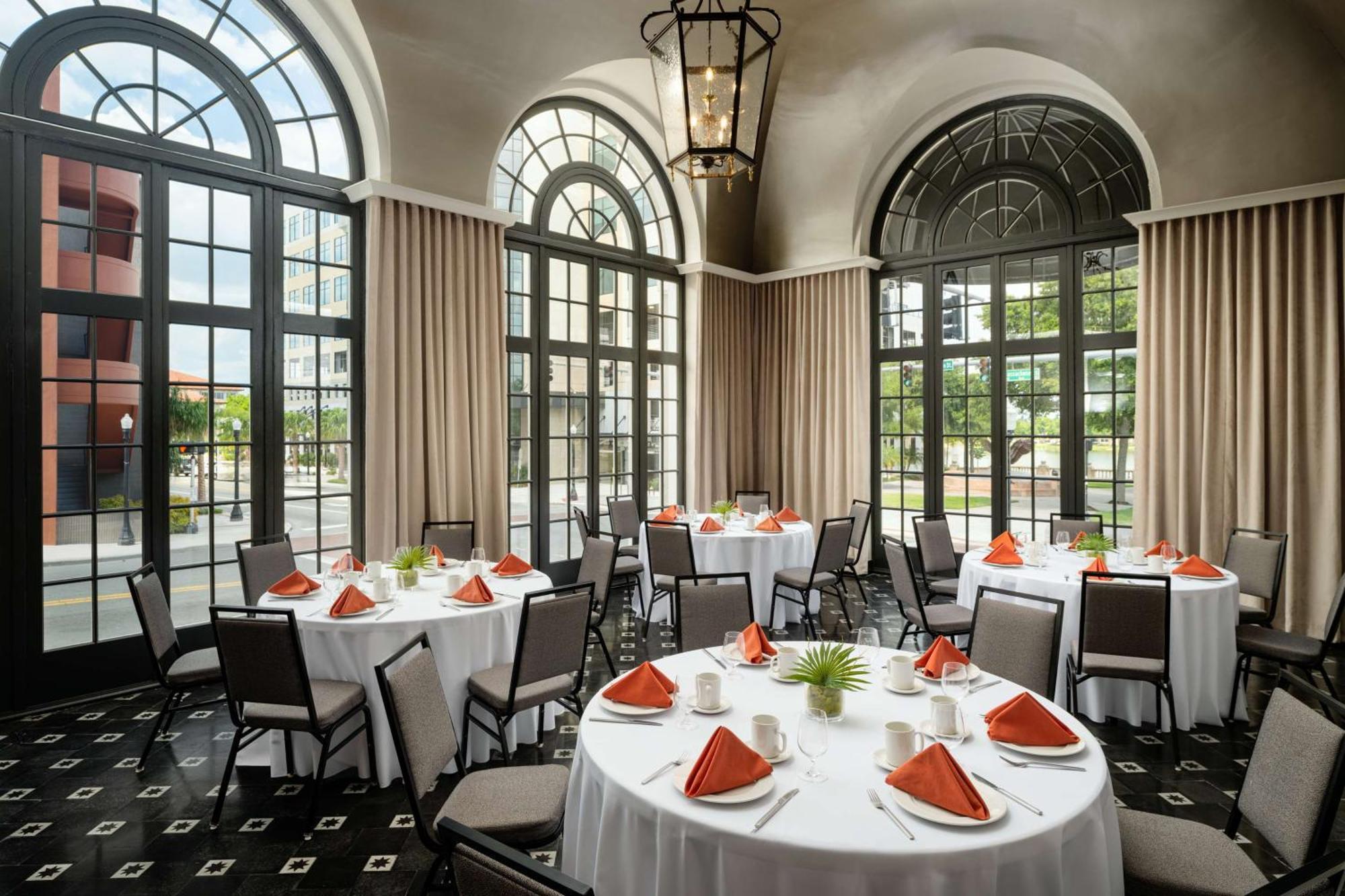 The Terrace Hotel Lakeland, Tapestry Collection By Hilton מראה חיצוני תמונה